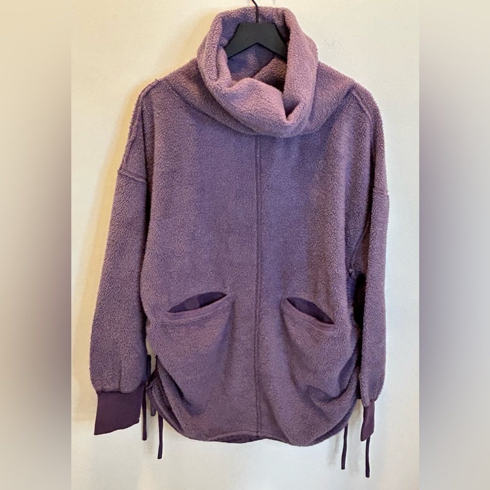 NWOT Free People Drawstring Fleece Pullover